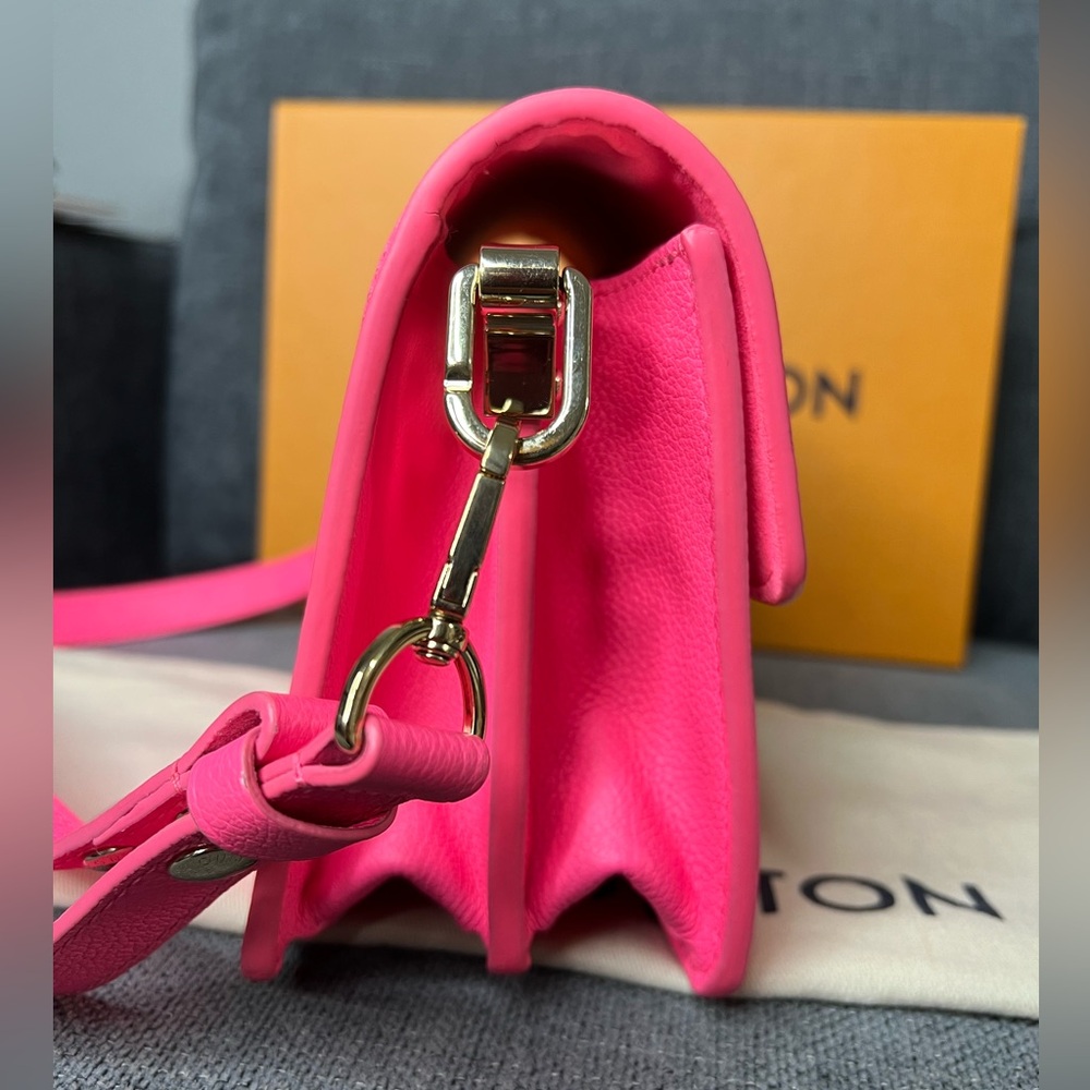 Louis Vuitton Dauphine PM monogram Neon Tuffetage bag - Picture 5 of 12